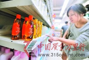 ����ĳ���������۵�ǿ��Ӥ������ϴ����200����װ���ò�Ʒ���л��ͷż�ȩ�ļ����-15�ɷ֡�