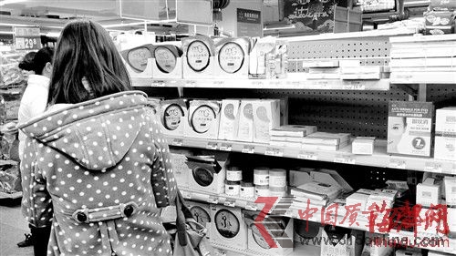 �������磬���ع�Ķ���֮����Ĥ�����ֶ��곬�л���������