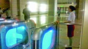 ý����¶������ţ���»�����ȫ���Ϳ͵�վ��Ǯ