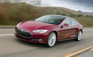 ��˹��Model S�״������ٻ� ���δ�ȱ��