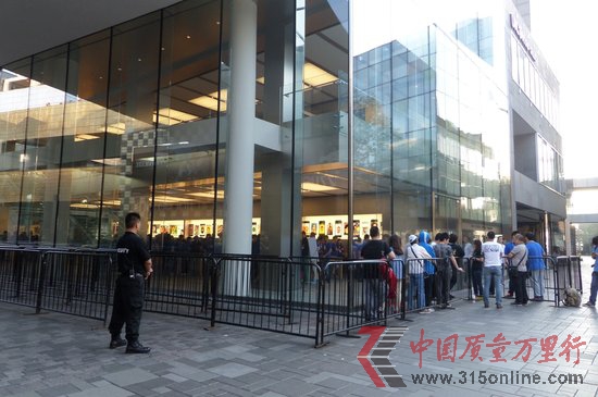 iPhone 5s/5c���տ��� �����ͻ𱬲���