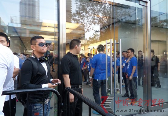 iPhone 5s/5c���տ��� �����ͻ𱬲���